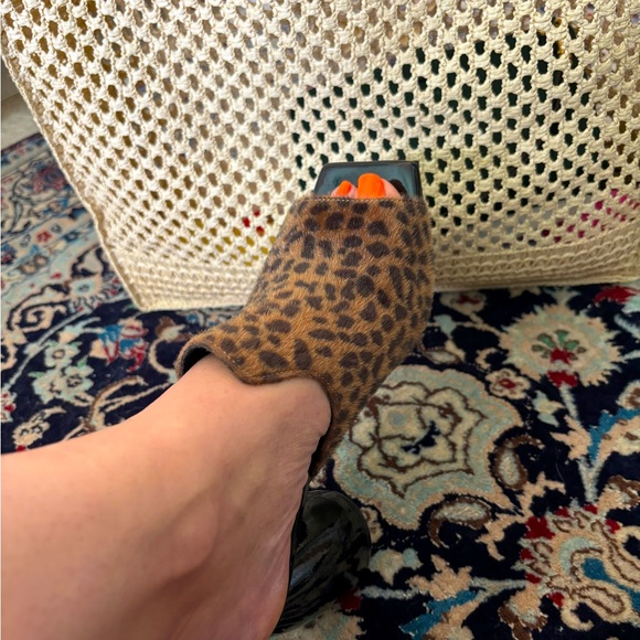 Leopard Wide Heel Sandals - Picture 6 of 6
